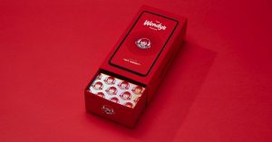 fond-rouge-boite-telephone-rouge-wendy-s