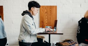 JUPDLC-freelance-aide-fiverr