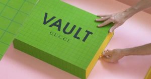 capsule-temporelle-boîte-vintage-nft-métavers-gucci