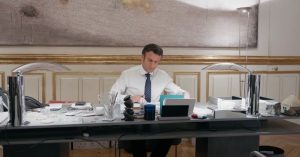 campagne-présidentielle-bureau-série-web-emmannuel-macron